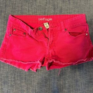 Refuge shorts